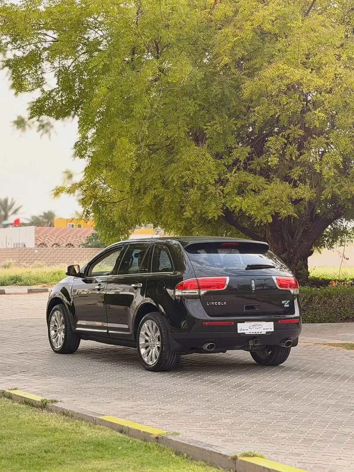 Lincoln MKX Titanium 2013 - GCC Specs - Well Maintained-4-4