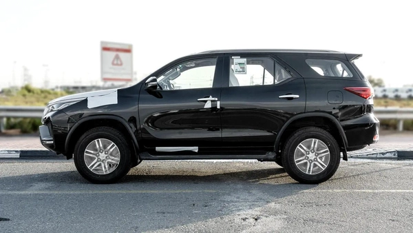 2026 Toyota Fortuner GX 2.4L AT Diesel (Black-Tan)