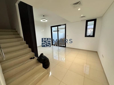 Spacious 2BHK Townhouse available for rent in Nasma Residence-8