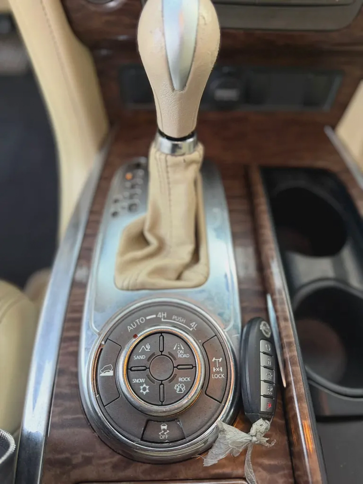 Nissan Patrol SE 2012 - GCC Specs-7-7