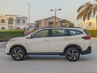 Toyota Rush 2022 GCC EX Prestine Condition Car Low KM Perfect Family 7 Seat SUV-16