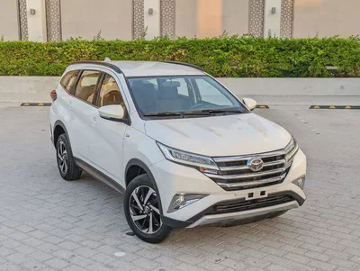 Toyota Rush 2022 GCC EX Prestine Condition Car Low KM Perfect Family 7 Seat SUV-3