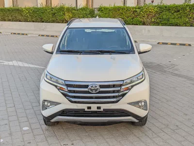 Toyota Rush 2022 GCC EX Prestine Condition Car Low KM Perfect Family 7 Seat SUV-5