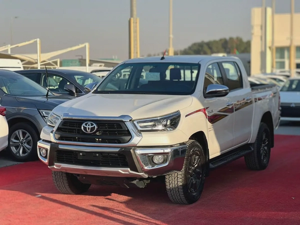 2025 | Toyota Hilux | 4X4 | Petrol | Full Automatic | GCC | Ref#936
