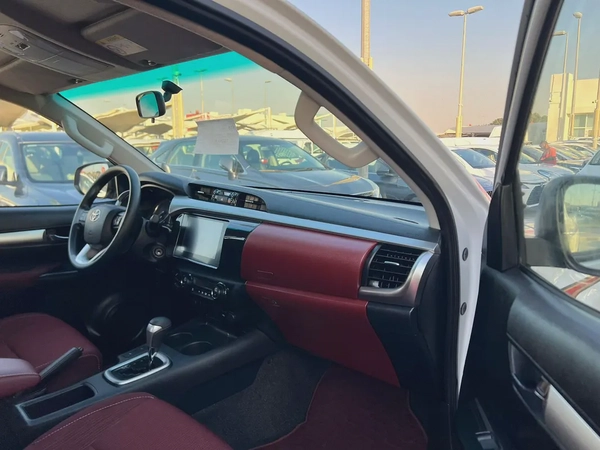 2025 | Toyota Hilux | 4X4 | Petrol | Full Automatic | GCC | Ref#936