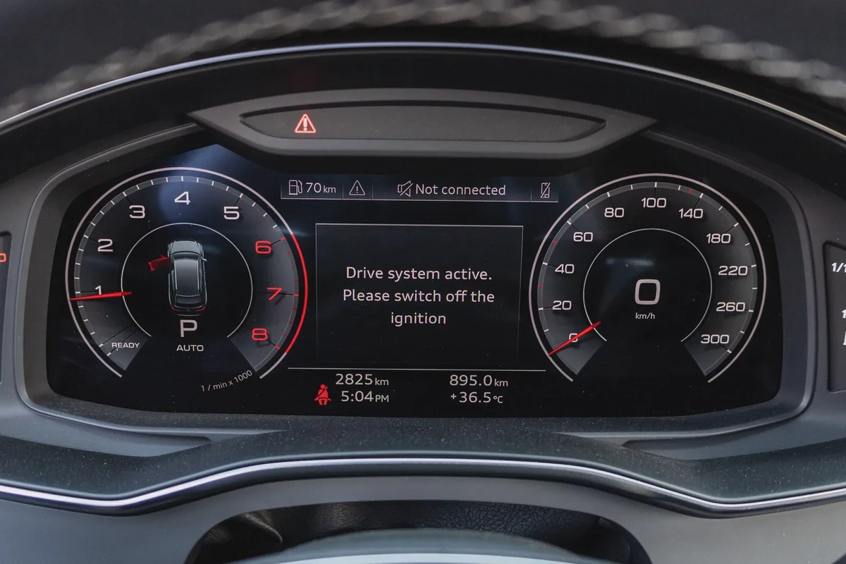 Audi A6 2024-13-13