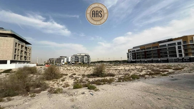 land available for in prime location in al medan-3