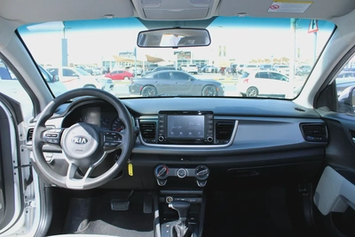 kia rio gcc 2020-5