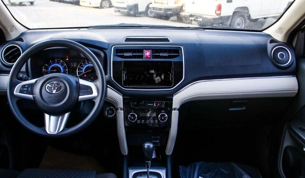 Toyota Rush RUSH 1.5L WHITE  G