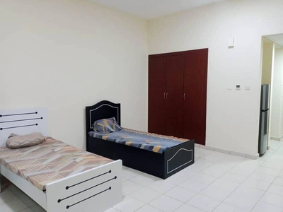 England Cluster, International City, Dubai-9
