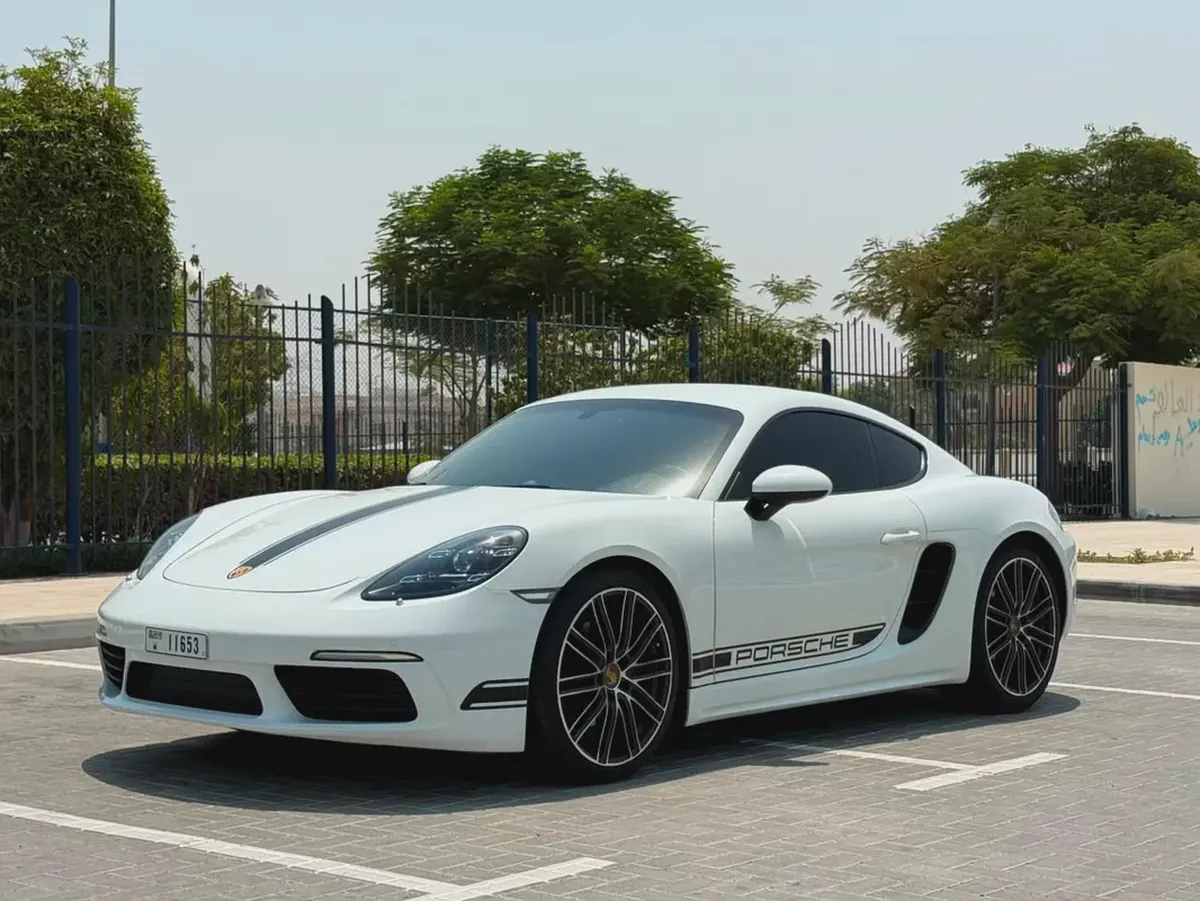 2025 Porsche 718 Cayman -Excellent Condition-Less Kilometer Driven-Bank Finance Available-3-3