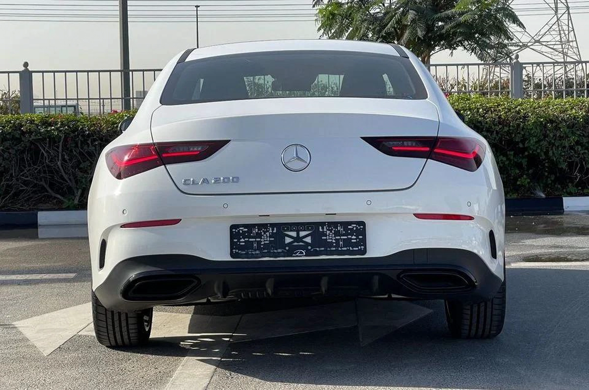 Mercedes Benz CLA