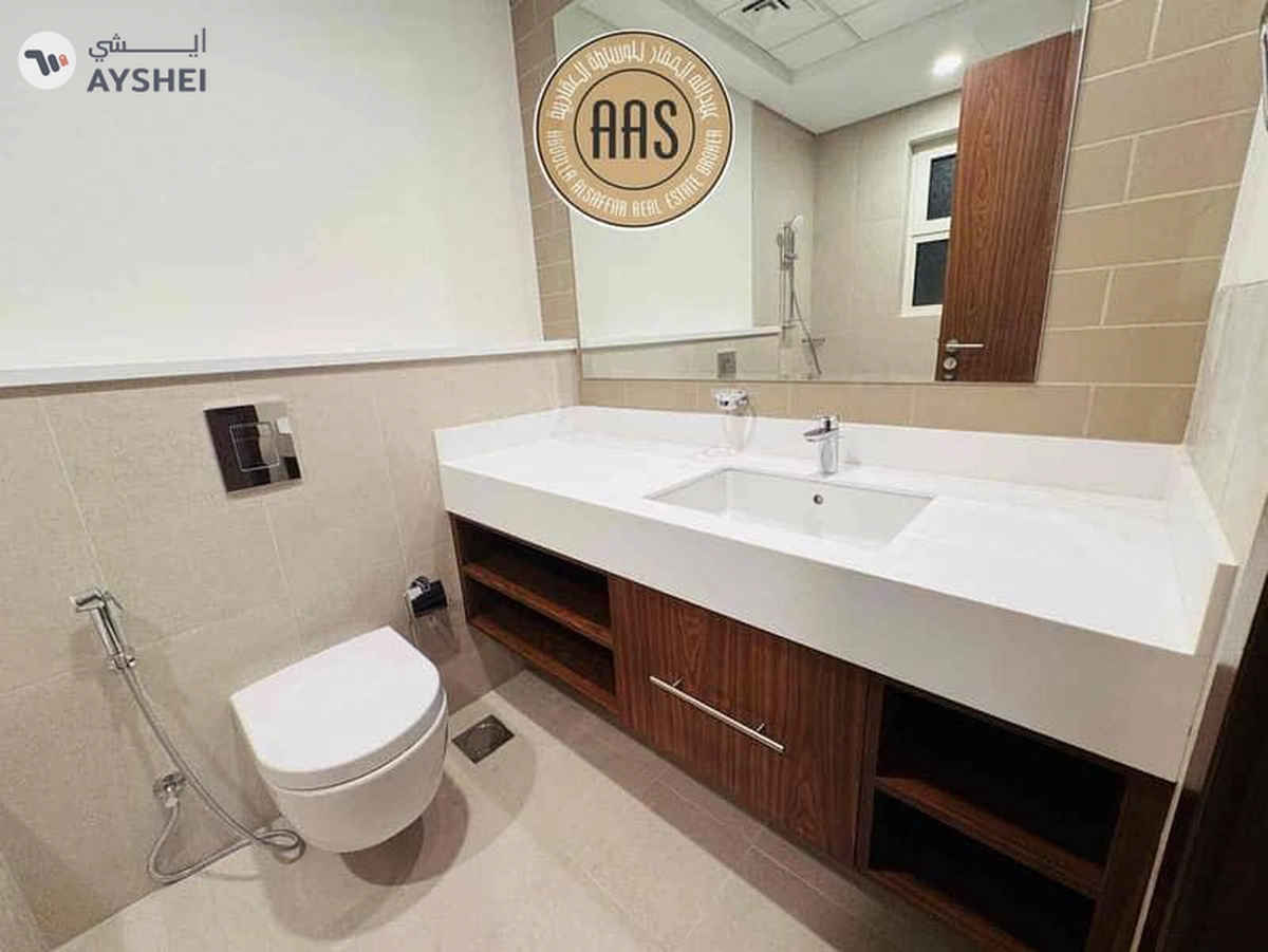 BURJ KHALIFA VIEW || BRAND NEW 2BHK || PARKING-18-18