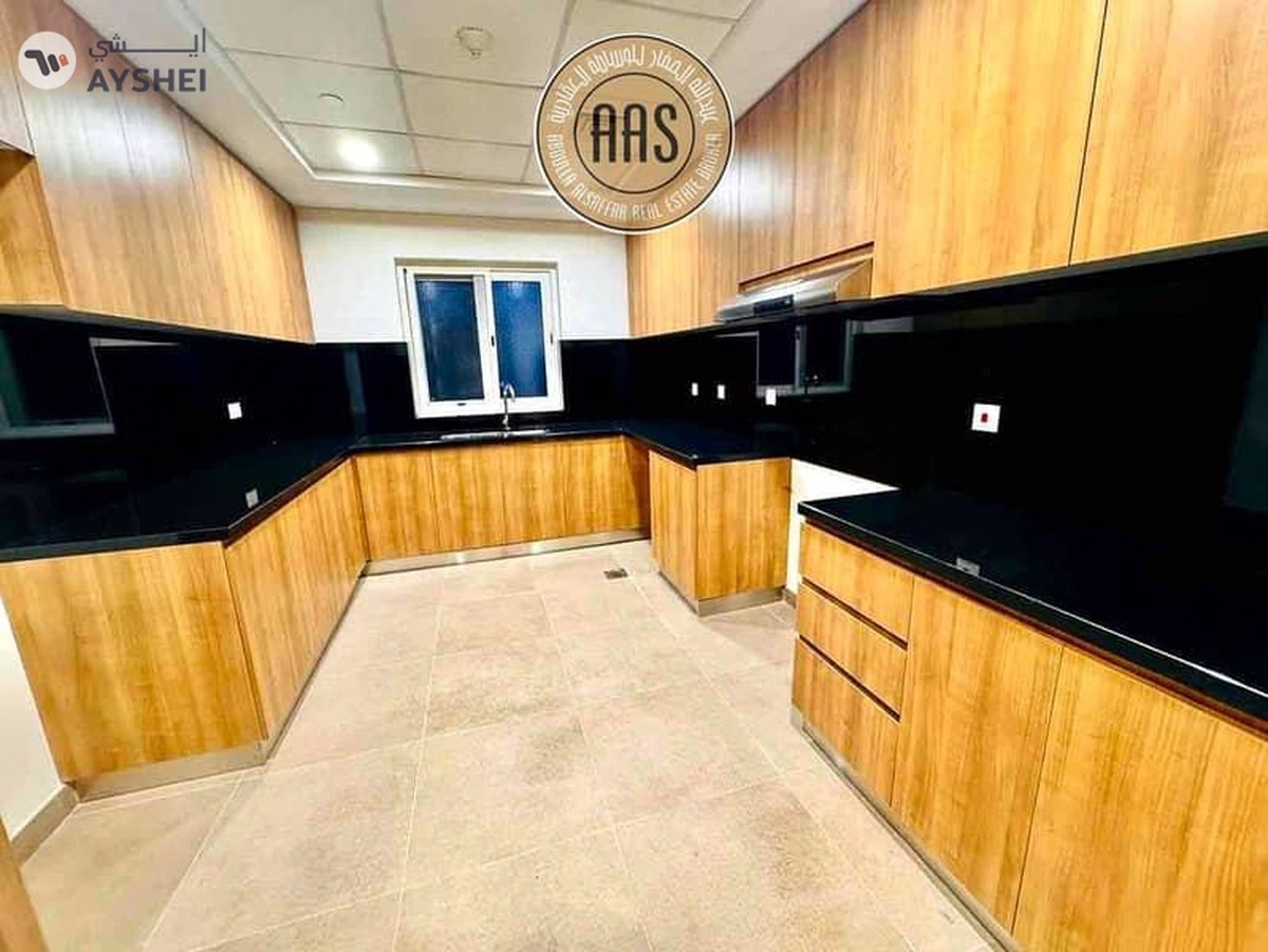 BURJ KHALIFA VIEW || BRAND NEW 2BHK || PARKING-1-1