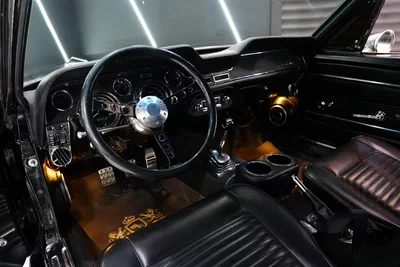 Ford Mustang Fastback 1967-4