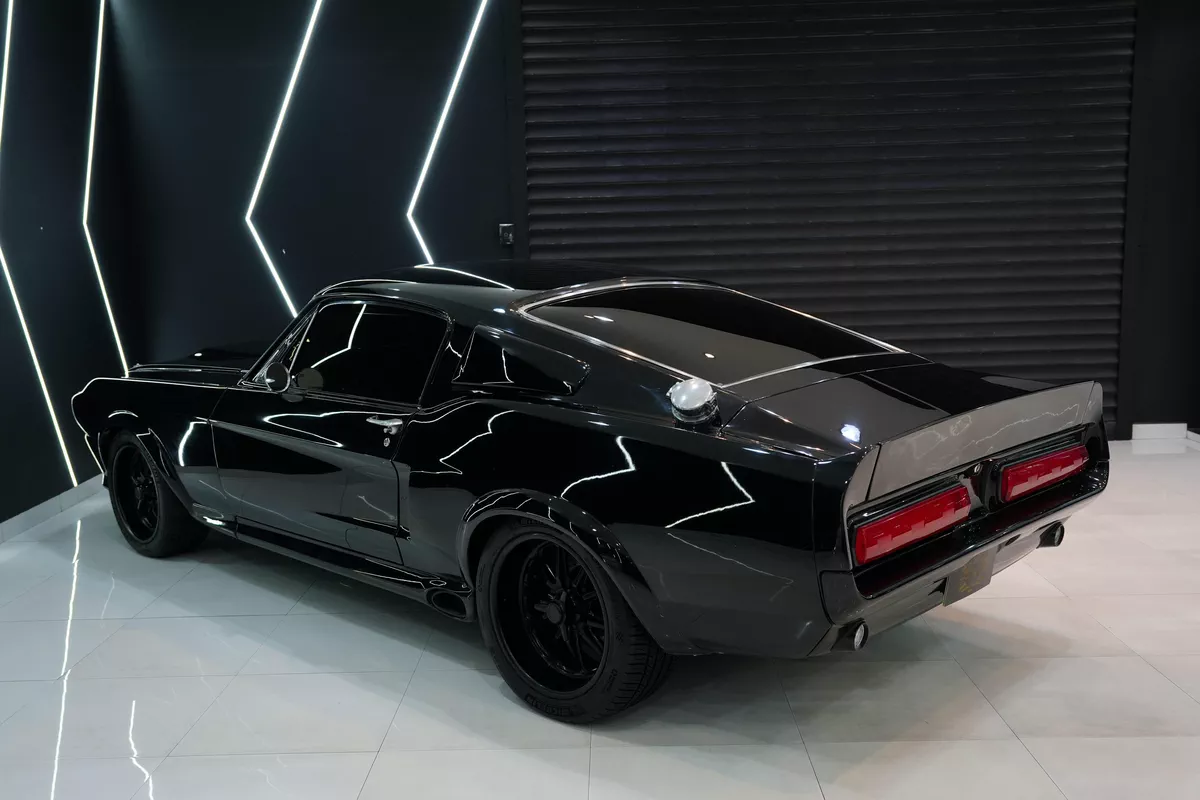 Ford Mustang Fastback 1967-18-18