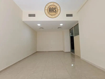 Very Spacious 2Bhk Living available in 68000-2