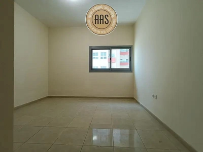 Very Spacious 2Bhk Living available in 68000-7