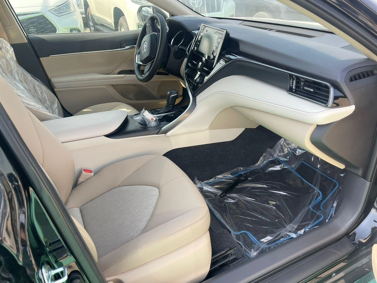 New 2024 Toyota Camry-4-4