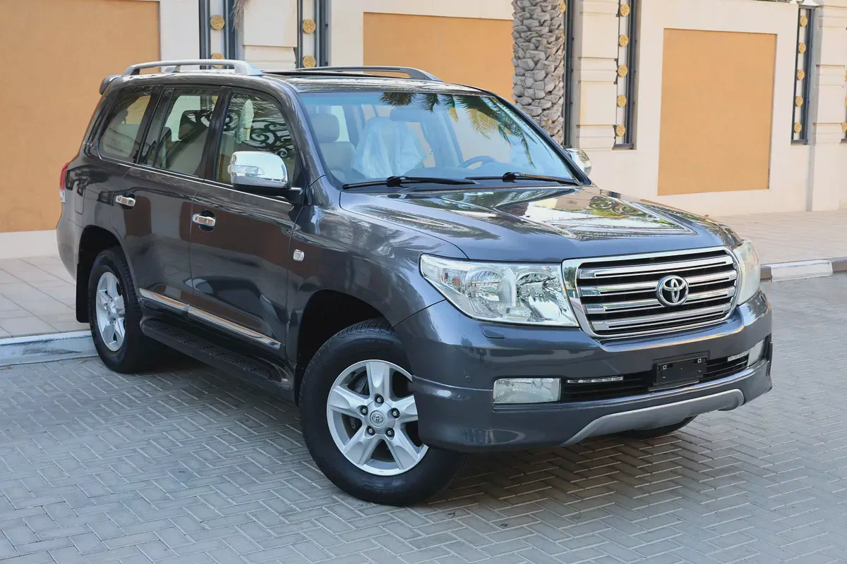Toyota Land Cruiser VXR 2011 -153000KM- GCC Specs - Well Maintained