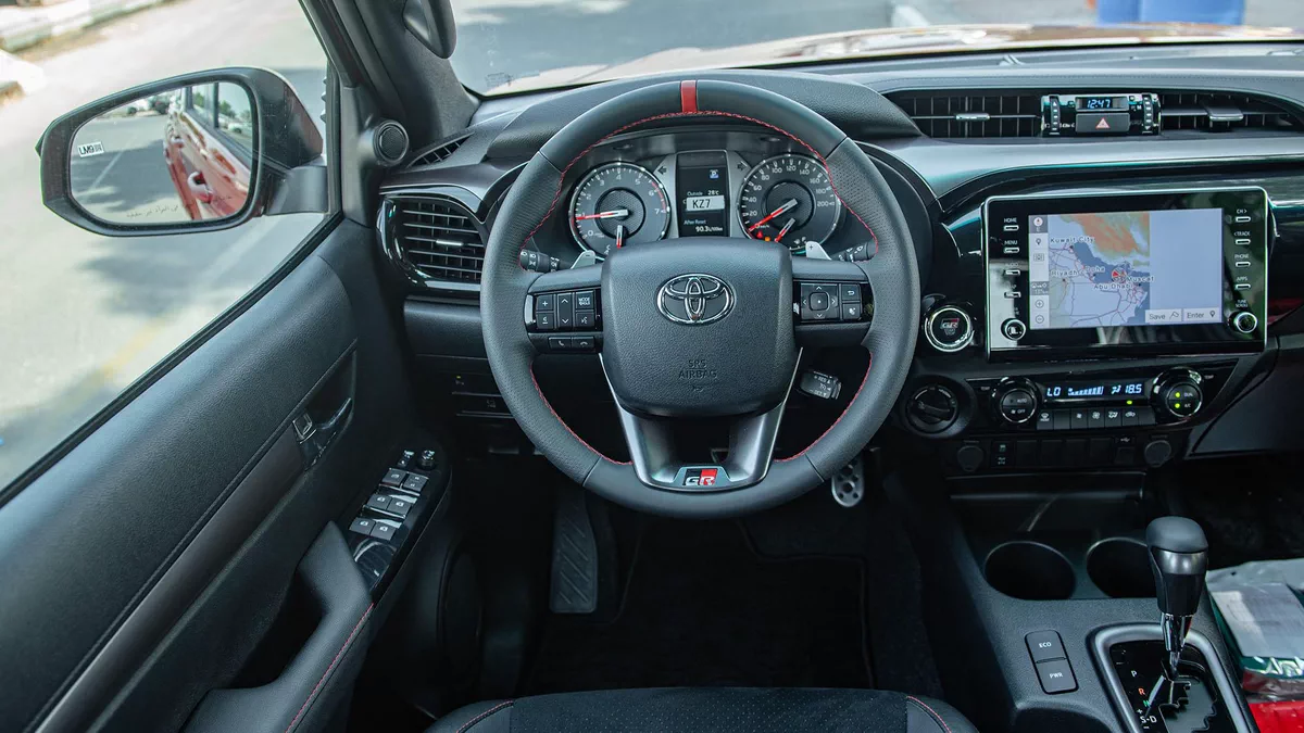 2026 Toyota Hilux-16-16