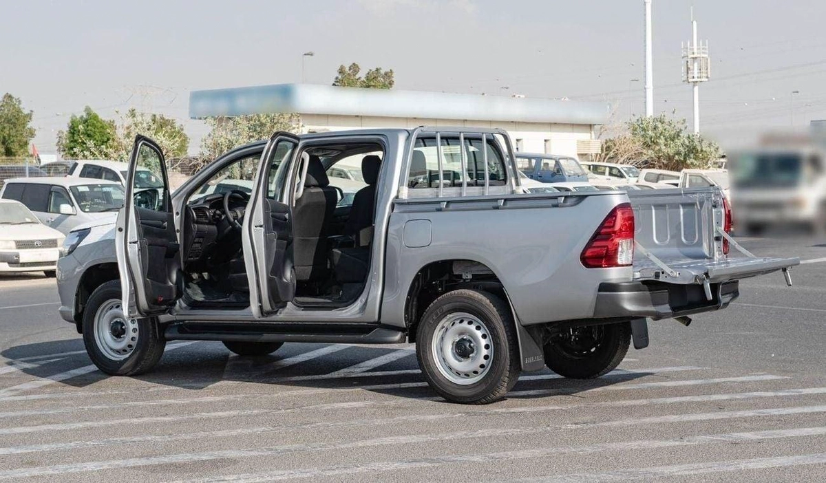 Toyota Hilux TOYOTA HILUX DC 2.4D MT 4X4 P.WINDOW MY2024 – SILVER-3-3