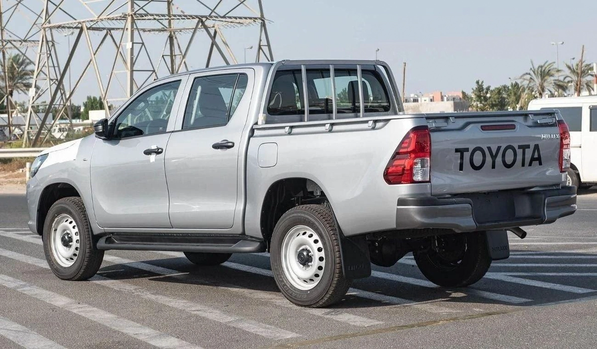 Toyota Hilux TOYOTA HILUX DC 2.4D MT 4X4 P.WINDOW MY2024 – SILVER-20-20