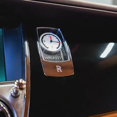 339,950 CASH  • Rolls-Royce Wraith  • 1 Year Warranty-8