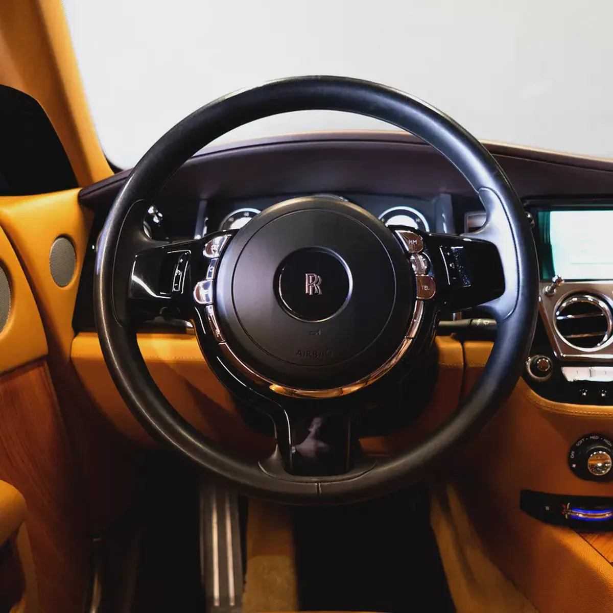 339,950 CASH  • Rolls-Royce Wraith  • 1 Year Warranty-9-9
