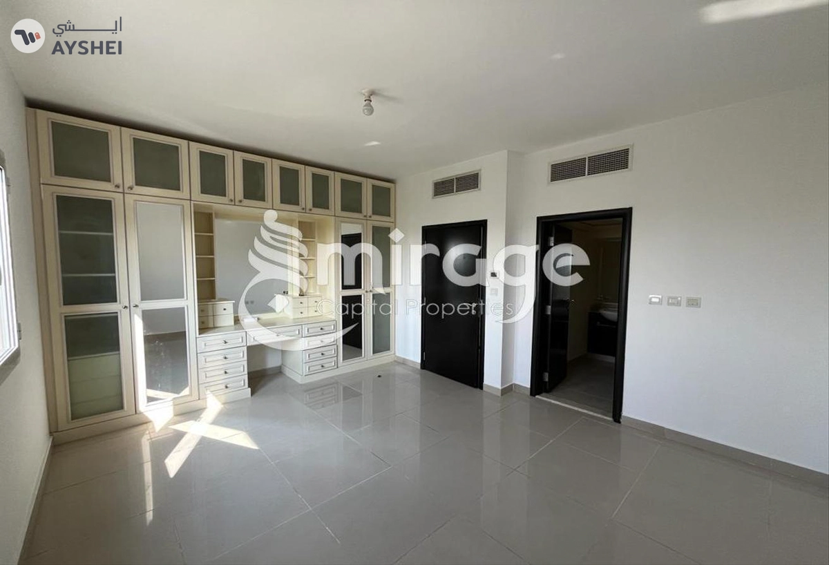 TOWNHOUSE FOR SALE IN DESERT STYLE, AL REEF VILLAS