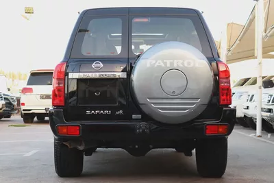 Nissan Patrol Safari - 2022 - Safari Trim - GCC Specs - Excellent Condition-4