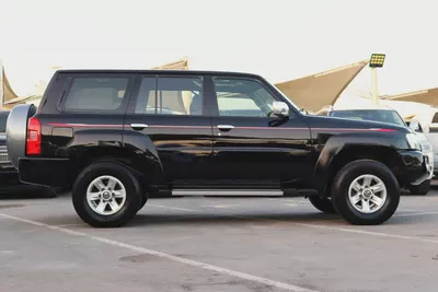 Nissan Patrol Safari - 2022 - Safari Trim - GCC Specs - Excellent Condition-5