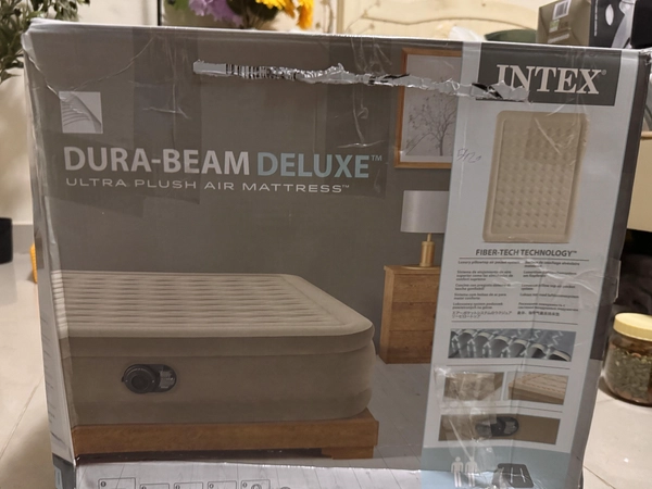 brand new dura bean air mattress