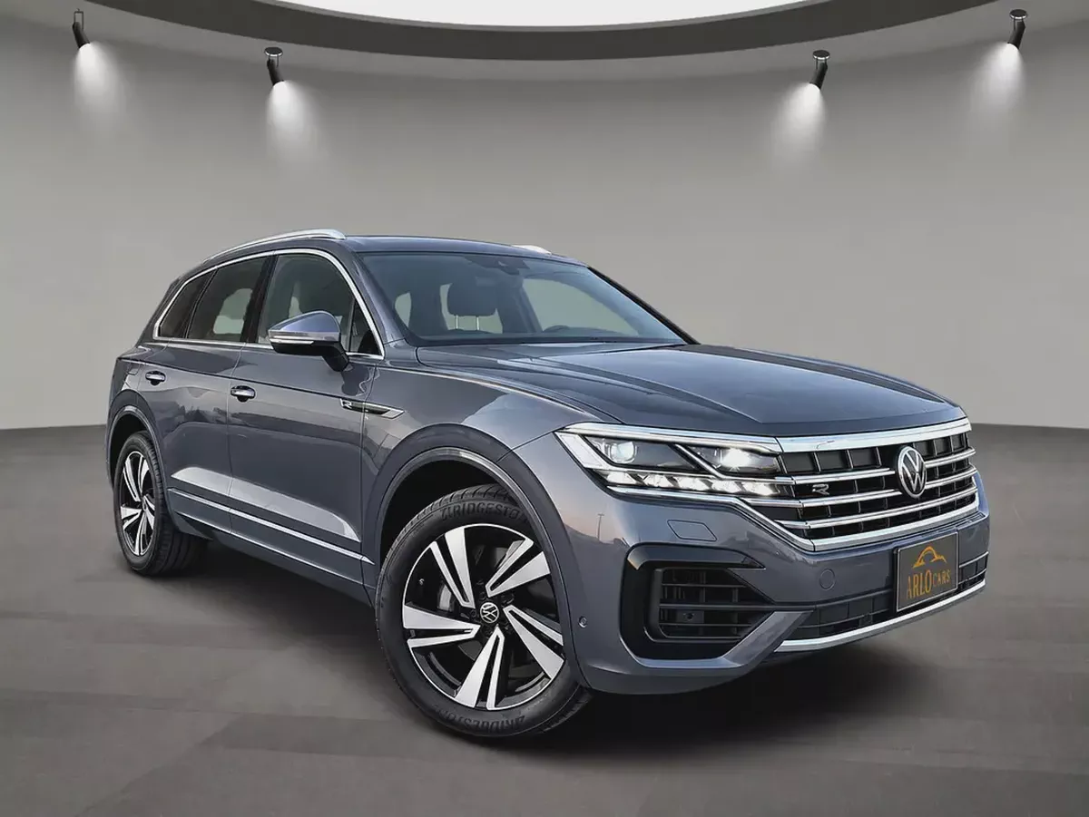 R Line Touareg | Full Option | Agency Waranty-2-2