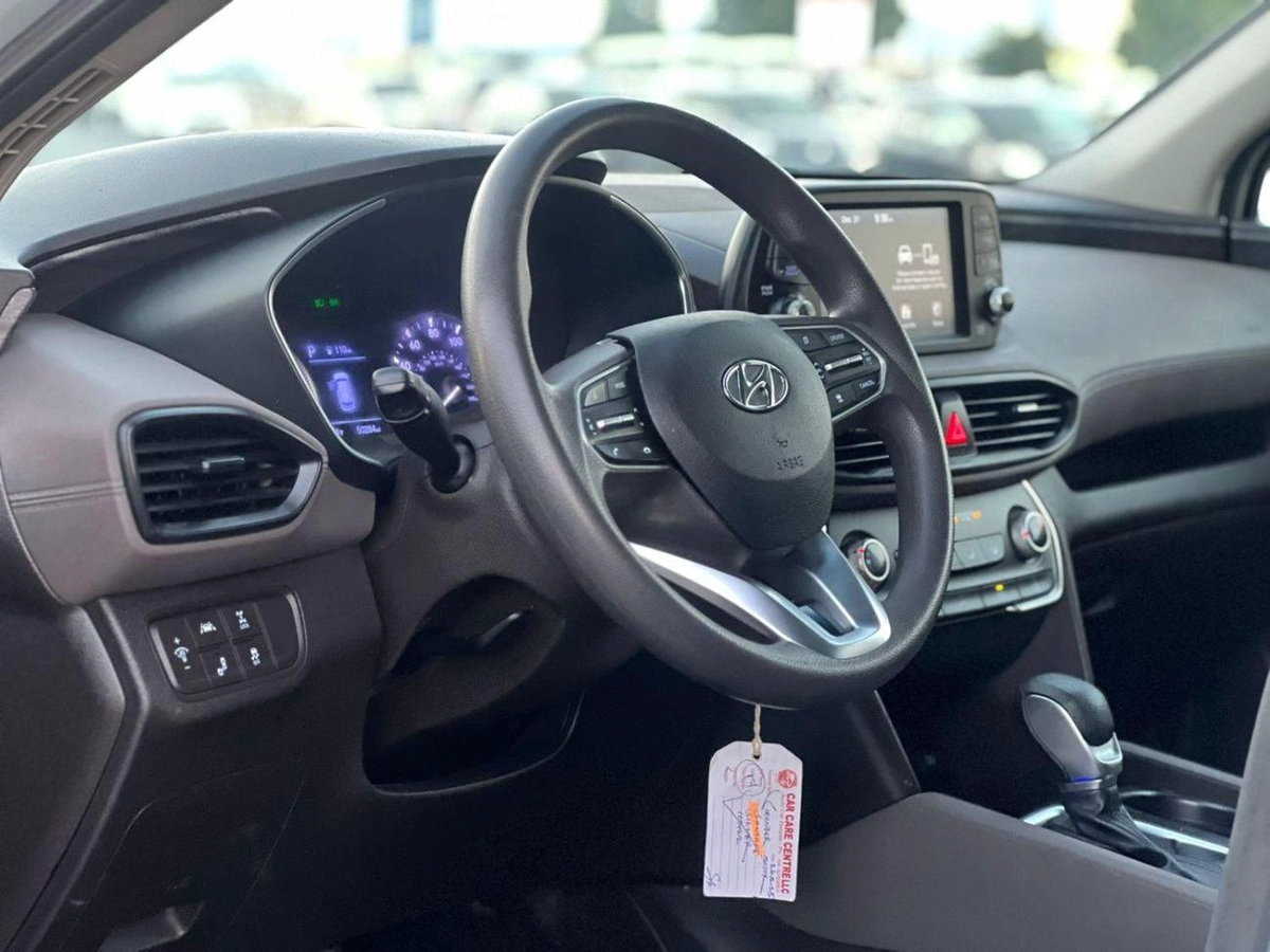 Hyundai Santa Fe 2019 Hyndai Santafe MidOption+ - 2.4L V4 - 4x4 AWD - Rear Camera - Leather Seat  5-10-0