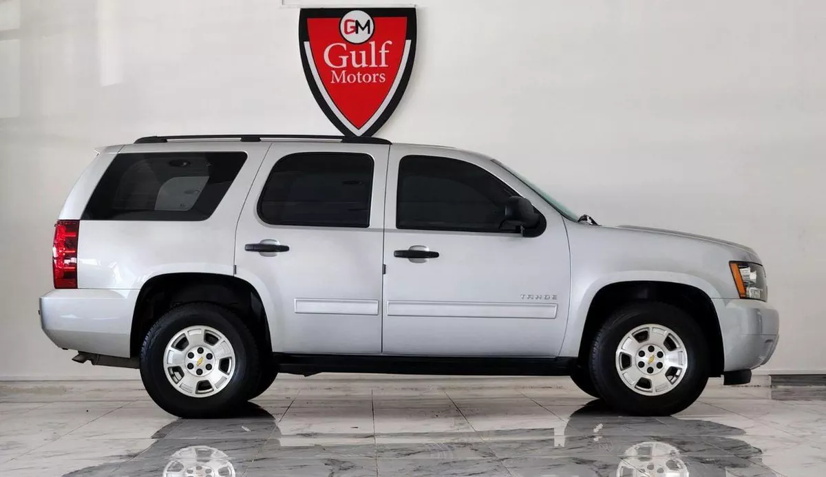 Chevrolet Tahoe LS LT 5.3L-8CYL - EXCELLENT CONDITION-2-0