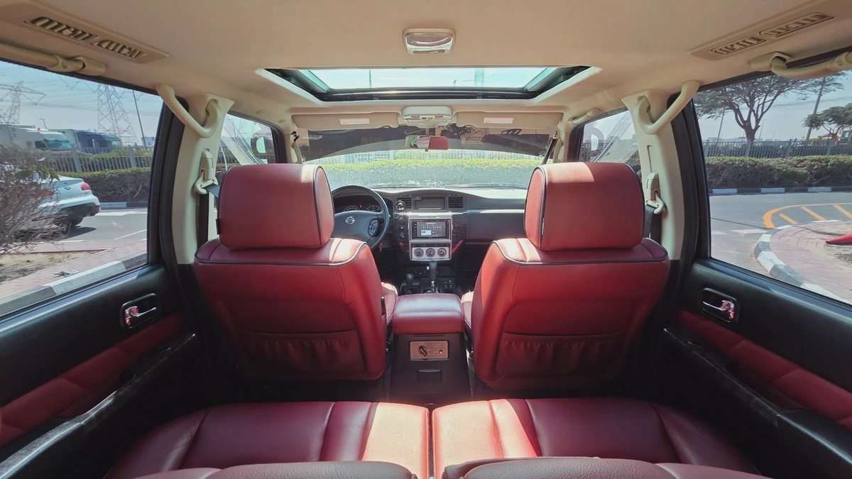 Nissan Patrol Super Safari Oustoura Edition (Black Red)-10-10