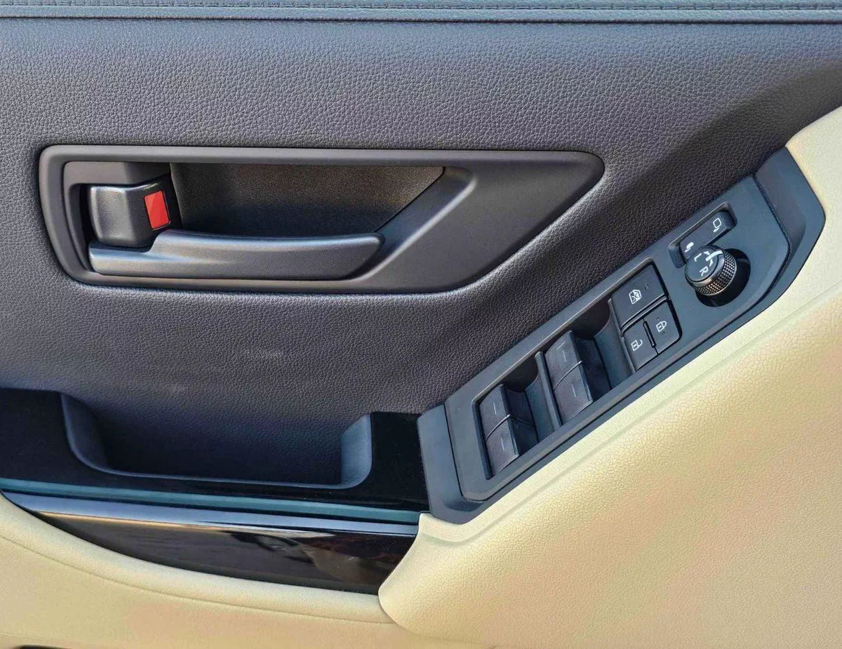 Toyota Land Cruiser GXR 3.5L GXR TWRIN TURBO | BASIC | 3.5L V6 PETROL | PUSH START | DRIVER POWER SEAT | CODE# GXR-G-10-0