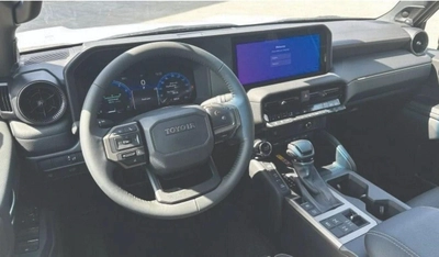 Toyota Prado toyota prado luxury 2.4 petrol 2025-4