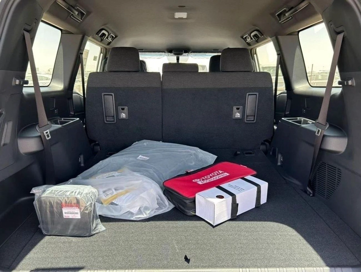 Toyota Prado 2.4L PETROL AVAILABLE DIESEL 2024 GCC-7-7