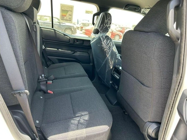 Toyota Prado 2.4L PETROL AVAILABLE DIESEL 2024 GCC