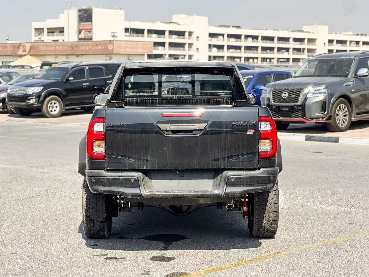 Toyota Hilux GR SPORT - EXPORT ONLY 2.8L DSL-5-0