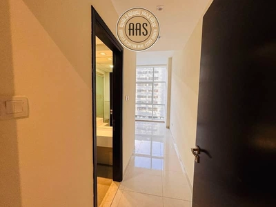 SPACIOUS 2BHK || FAMILY BUILDING || NEAR TO METRO-5