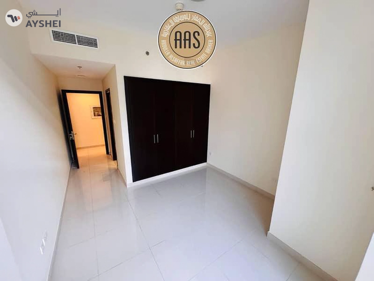 SPACIOUS 2BHK || FAMILY BUILDING || NEAR TO METRO-9-9