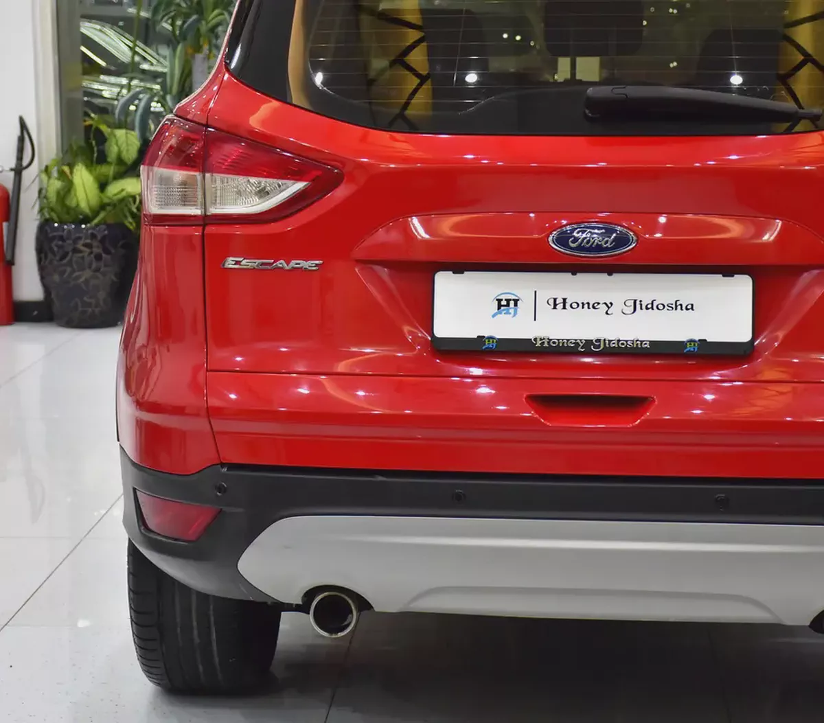 EXCELLENT DEAL for our Ford Escape ( 2016 Model ) in Red Color GCC Specs-7-7