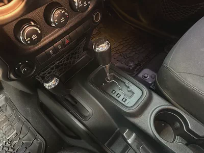 Jeep Wrangler Sahara 2018 GCC Specs - Pristine Condition-10