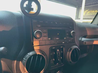Jeep Wrangler Sahara 2018 GCC Specs - Pristine Condition-11