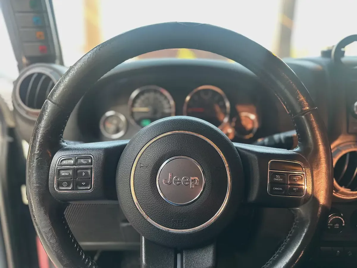 Jeep Wrangler Sahara 2018 GCC Specs - Pristine Condition-9-9