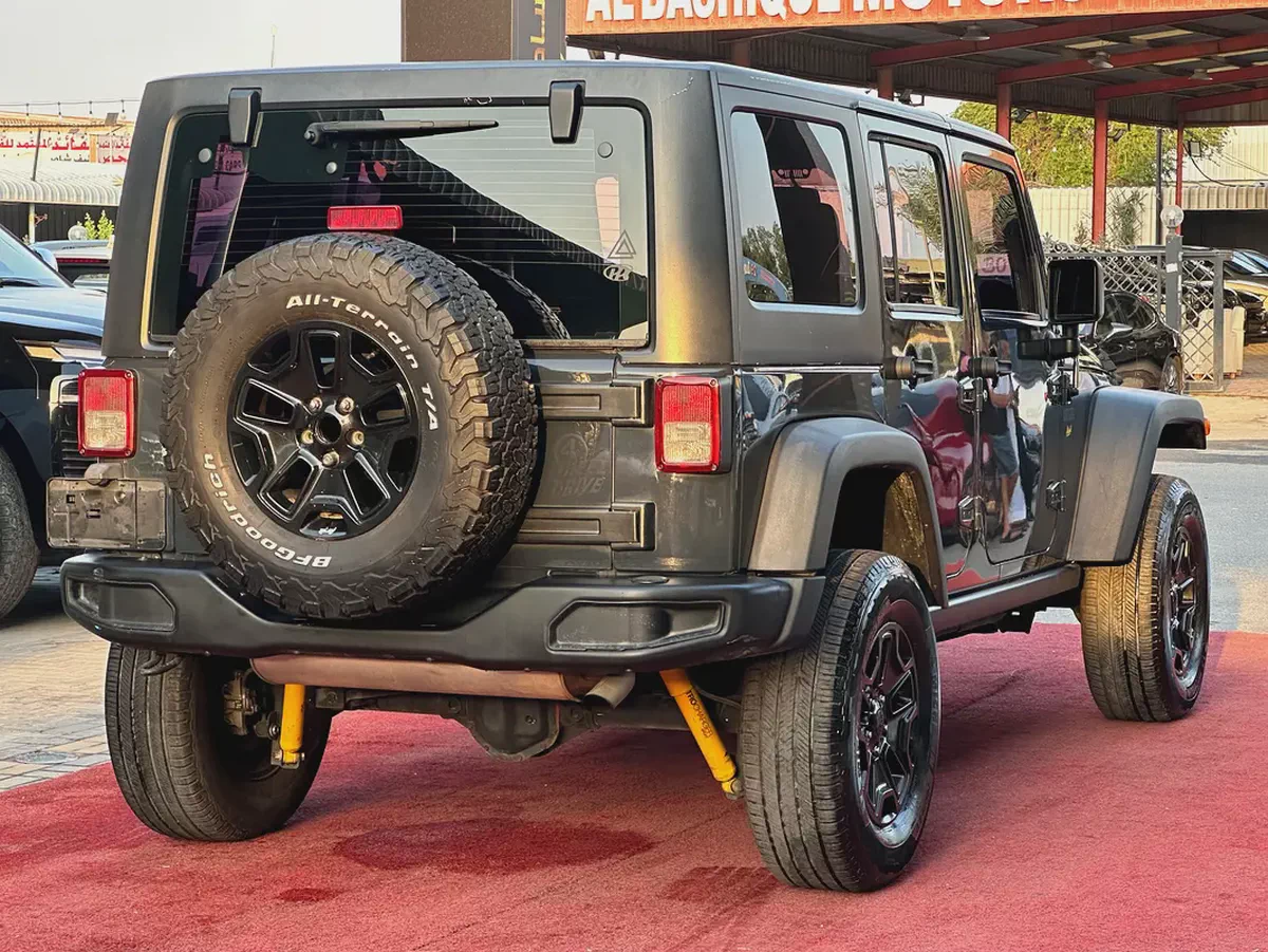 Jeep Wrangler Sahara 2018 GCC Specs - Pristine Condition-17-17