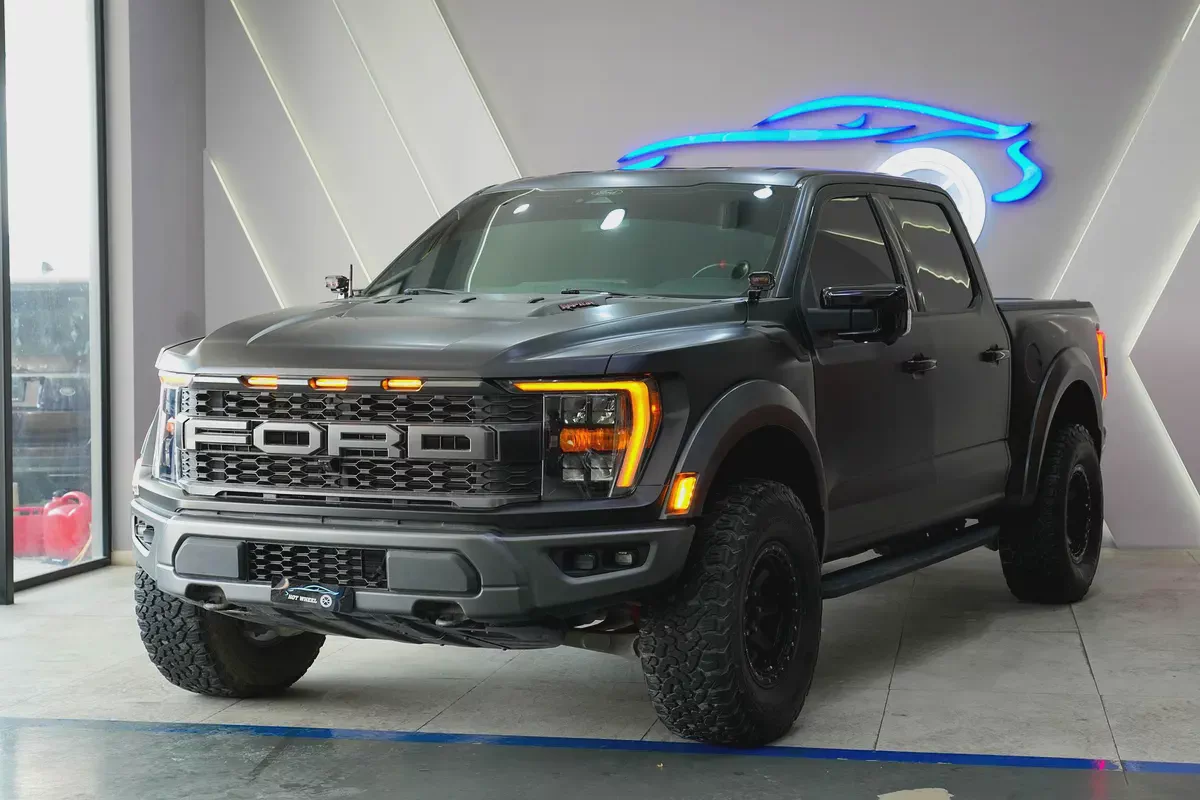 2022 - Ford F-150 Raptor V6 Very Good condition, No accidents